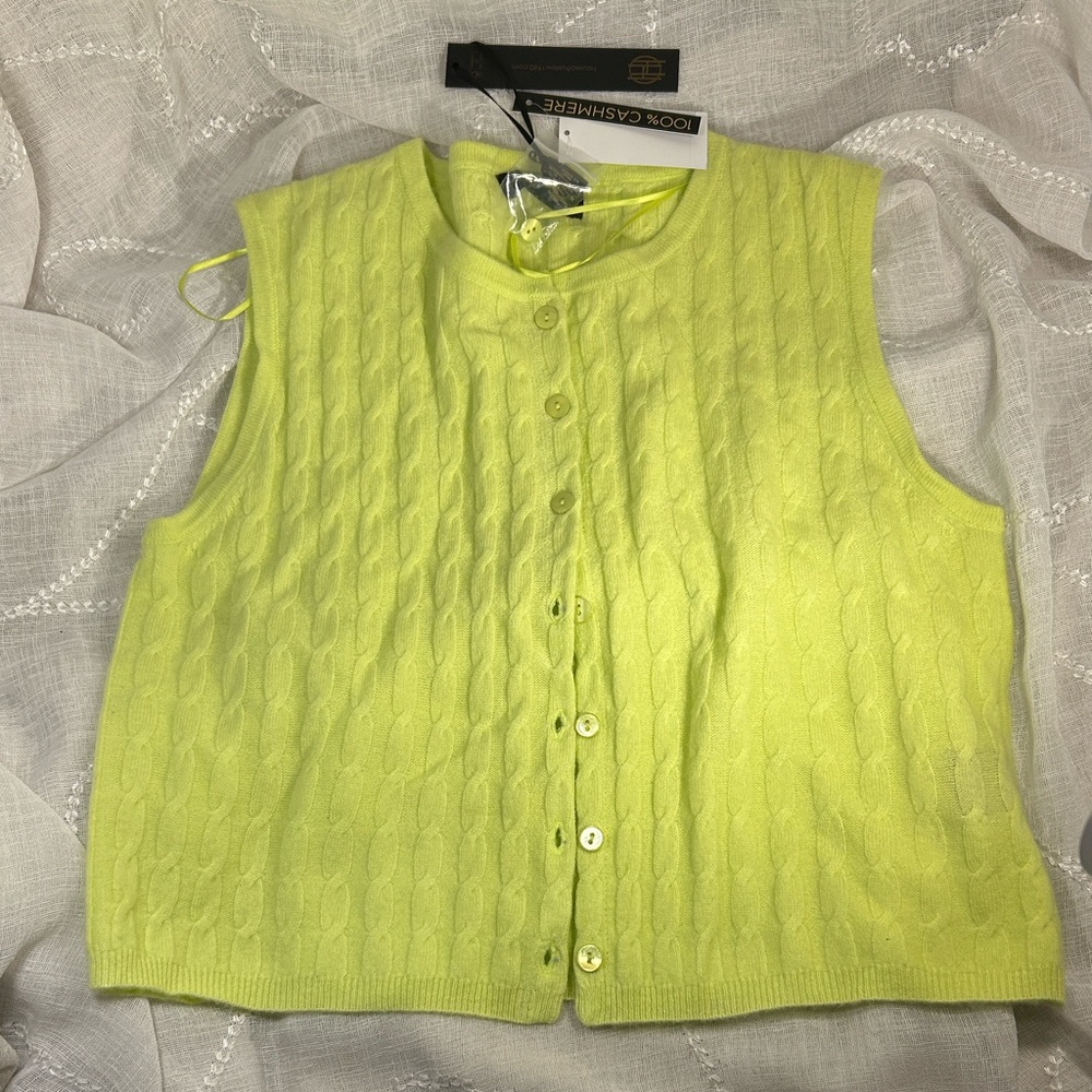 NWT House of Harlow 1960 100% cashmere button down vest